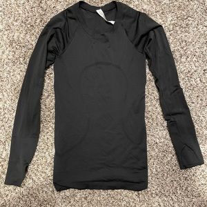 LULULEMON 🍋 LONG SLEEVE // SOO COMFY AND CUTE!!